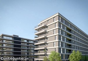 Apartamento T3 Esquerdo No Piso 4H C/ 191M² -...