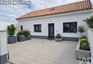 Casa / Villa T4 em Bombarral e Vale Covo de 200 m²