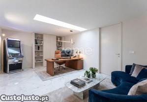 Moradia Luxo T4 Com Piscina Aquecida Na Praia...