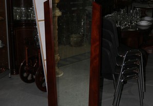 Espelho de Pé em Madeira 