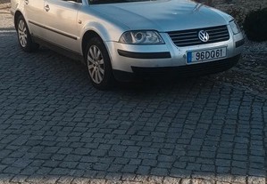 VW Passat (3Bg)