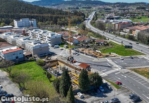 Apartamento T3 Esquerdo No Piso 4 C/ 163M² -...