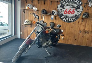 Harley Davidson Sportster XHL 883