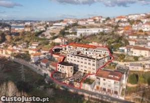 Complexo Industrial Em Avintes, Vila Nova De Gaia