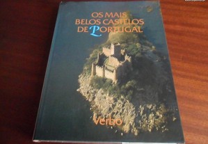 "Os Mais Belos Castelos e Fortalezas de Portugal" de Júlio Gil e Augusto Cabrita