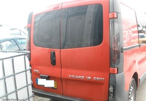 portas traseiras Opel Vivaro 1.9CDTI ano 2004