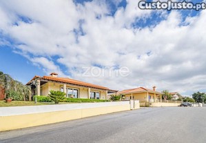 Moradia Ind. Térrea T3 Com Escritório A 12 Min...