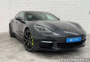 Porsche Panamera 4 E-Hybrid