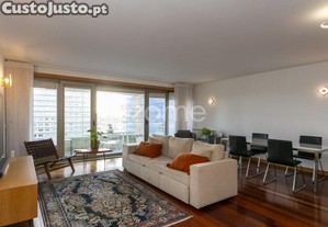 T3 Luxo - Leça Da Palmeira Com Varandas E Garagem