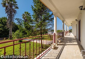 Casa tradicional T4 em Caldas da Rainha - Nossa Senhora do Pópulo, Coto e São Gregório de 484,00 m²