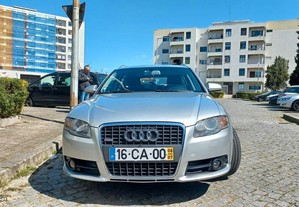 Audi A4 (A4)