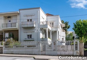 Moradia Clássica Nas Antas