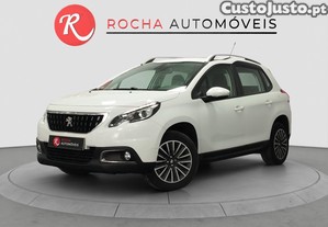 Peugeot 2008 1.2 e-VTi Style