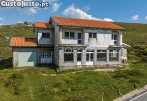 Moradia - Tendais - Serra De Montemuro - Cinfães