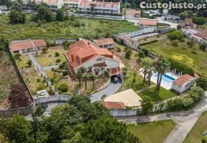Moradia De Luxo, Piscinas E Jardim, Arcozelo,...