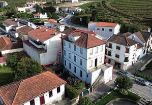 Casa tradicional T6 em Vila Real de 340,00 m²