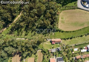 Terreno Urbano Em Caldas De São Jorge - Área De...