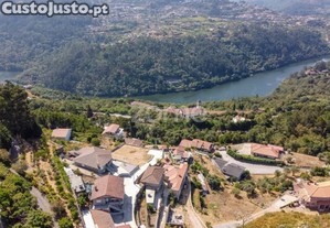Moradia Para Reconstrução Com Terreno E Vistas...