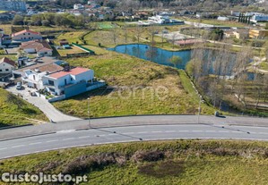 Terreno Urbano, Com 2200M2, Próximo Ao Parque...