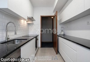 T3 C/ 2 Frentes Junto À Casa Da Criatividade,...