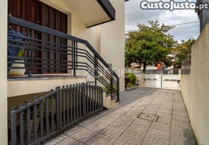 Moradia T4 - Vila Nova Da Telha