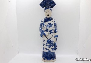 Dignatária escultura em porcelana chinesa Dragões