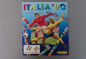 Caderneta de cromos de futebol incompleta Itália 90 - Panini