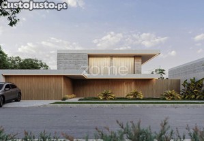 Moradia T3+1 Com Piscina Infinita No...