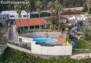 Moradia T3 Com 6.721M2 De Terreno + Armazém...