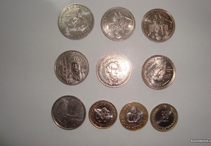 Lote de moedas de 100 e 200 escudos