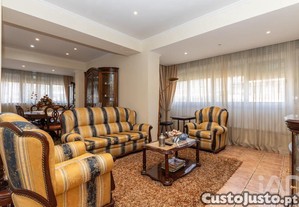 Apartamento T4 em Almada, Cova da Piedade, Pragal e Cacilhas de 110,00 m²