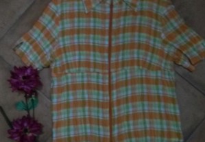 Camisa laranja L, com fecho