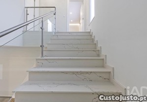 Casa / Villa T5 em Azeitão (São Lourenço e São Simão) de 247,00 m²