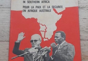 Pela Paz e Segurança na África Austral, de José Eduardo dos Santos