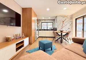 Apartamento T2 Totalmente Remodelado - Amorosa