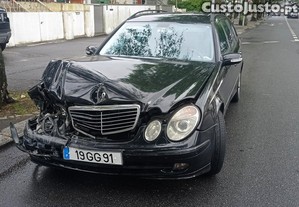 Mercedes-Benz E 220 Cdi - 7 lugares