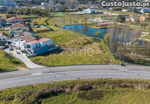 Terreno Urbano, Com 2200M2, Próximo Ao Parque...