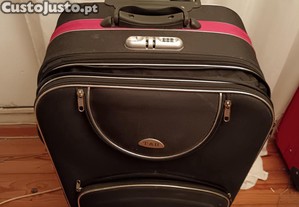 mala de viagem, usada uma nica vez