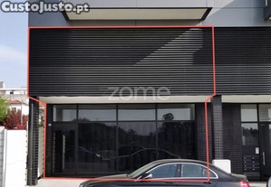 Loja Com Mezanino Para Comércio E Serviços No...