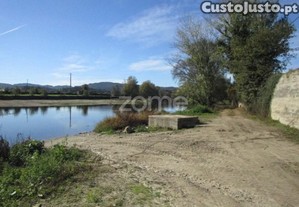 Terreno Rústico Junto Ao Rio Ave Em Fradelos...