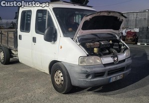 Carrinha Pick Up Peugeot Boxer Caixa Aberta 7 Lugares Motor Diesel 2800 Cilindrada 130 CV 266000 Kms A Puxar Muito Bem De 3500 K