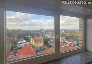 Carvalhos v.n.gaia t2 com lugar de garagem condominio fechado