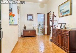 Moradia T4 Riachos - Torres Novas