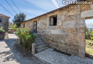 Moradia E Ruina A 2Km Do Centro De Cabeceiras...