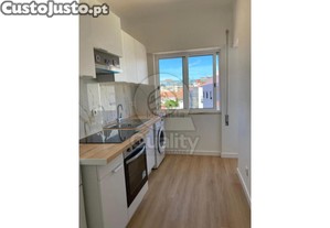 Apartamento T1+1 em Barreiro