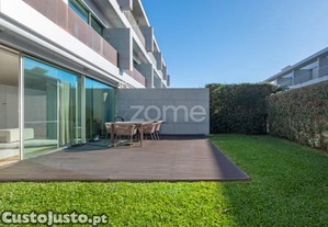 Moradia T5+1 Com Jardim - Casas Das Buganvílias...