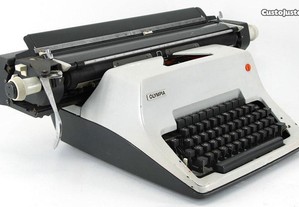 Olympia - Máquina de escrever