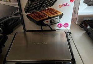 Máquina Waffles 23X16.8CM 1000W Tristar