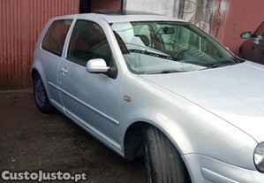 VW Golf 110cv sport