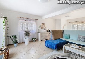 Casa / Villa T4 em Vieira de Leiria de 185 m²